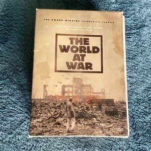 Bundle oof 11 dvds documentary “the world at war”